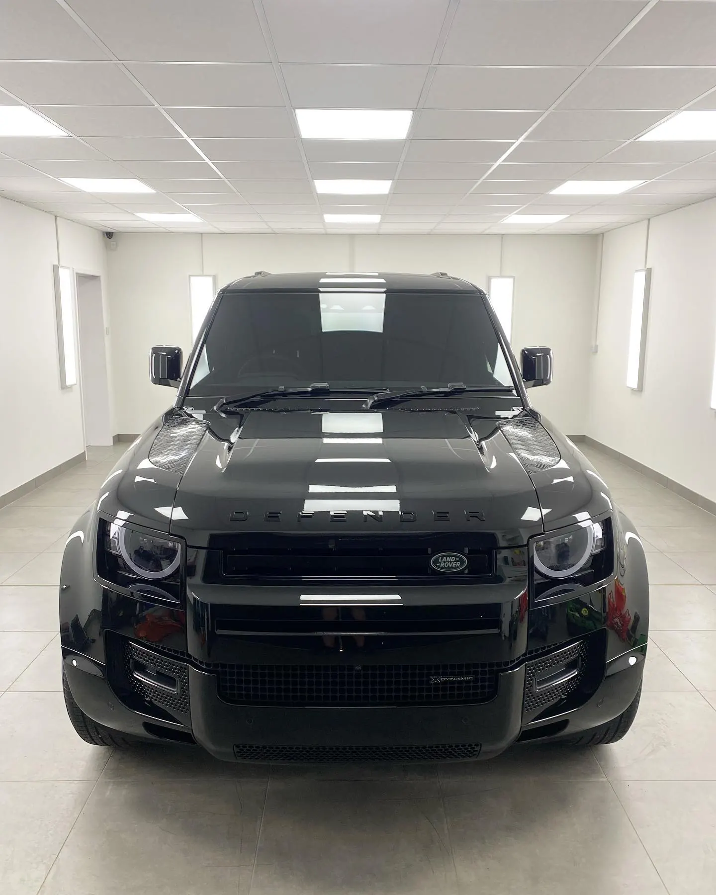 Land Rover Defender in the Pro Evo studio
